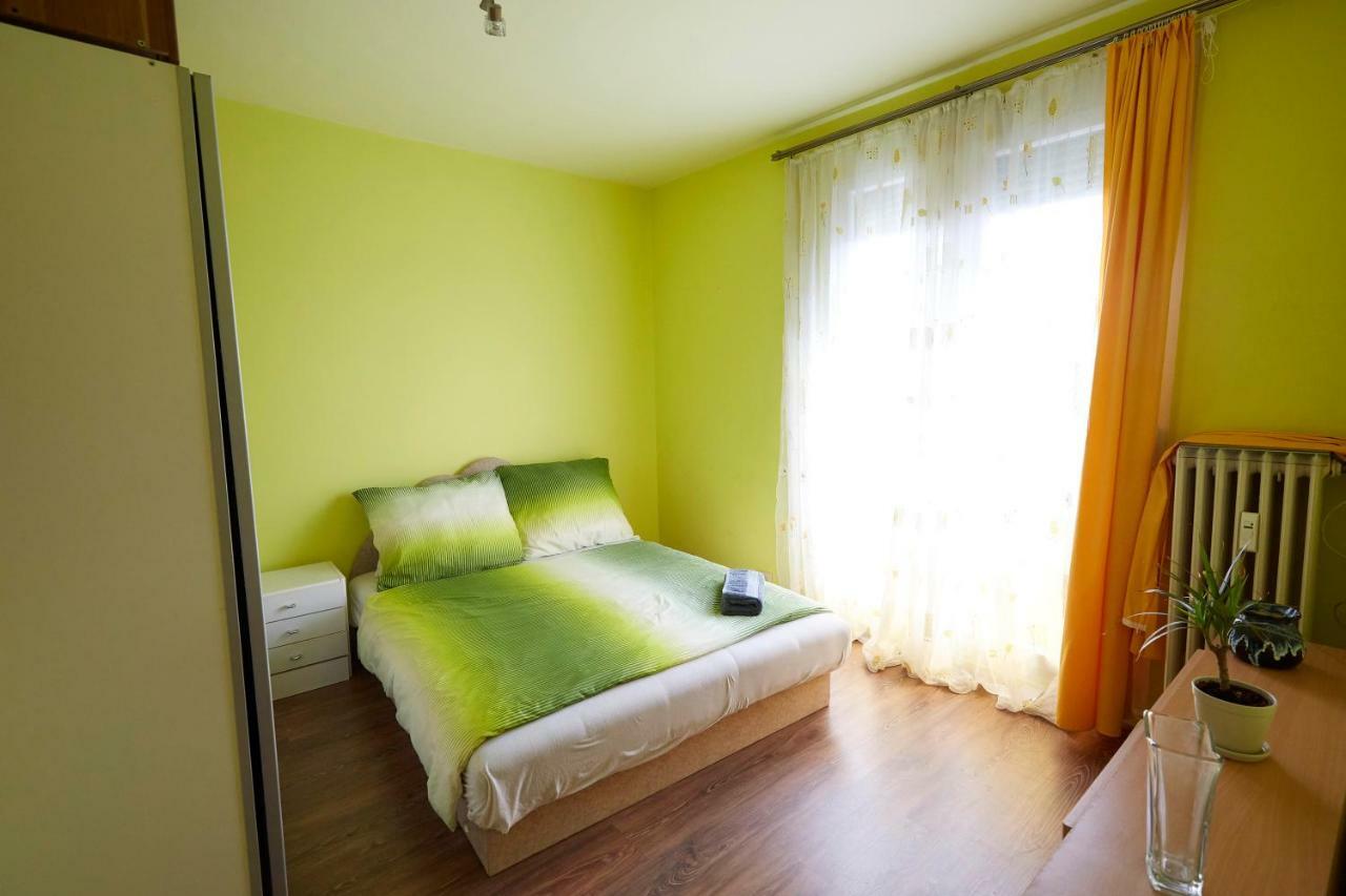 Egyetemvaros - A. Apartman Pětikostelí Exteriér fotografie